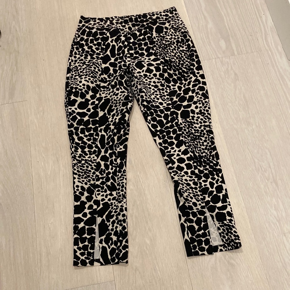 WHO WHAT WEAR | Animal Print Pants